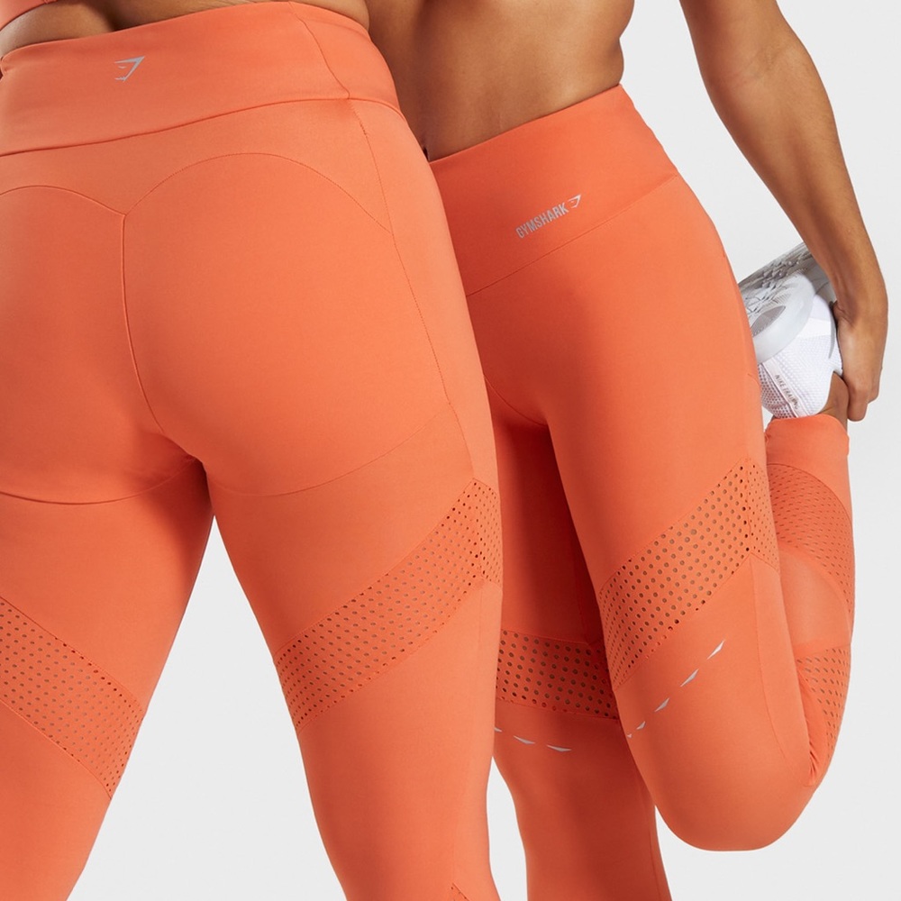 Bran NEW Gymshark PRO PERFORM LEGGINGS.